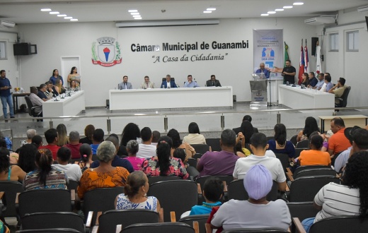 Guanambi entrega 60 títulos de Regularização Fundiária para famílias do bairro Santo André