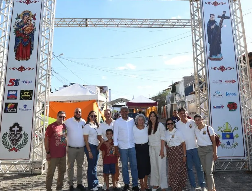 Governador participa de procissão de Nossa Senhora do Perpétuo Socorro