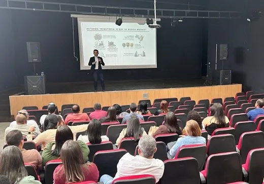 Encontro debate impactos da Reforma Tributária para o município