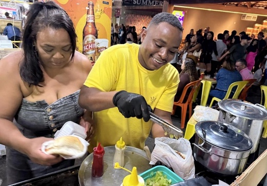 Forró na feira e shows no centro marcam São Pedro de Brumado e impulsionam comércio local