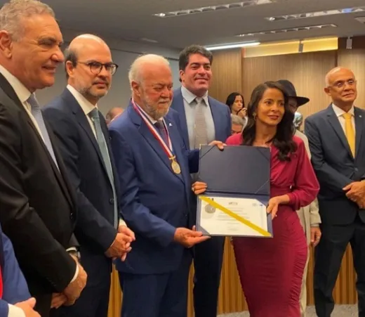 TCE festeja 111 anos de fundação e condecora personalidades
