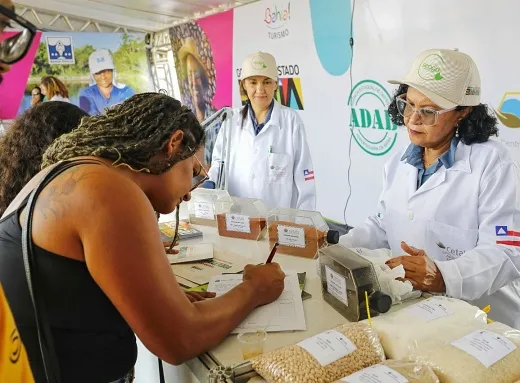 Riacho de Santana e Maracás sediam feiras agropecuárias que movimentam economia regional