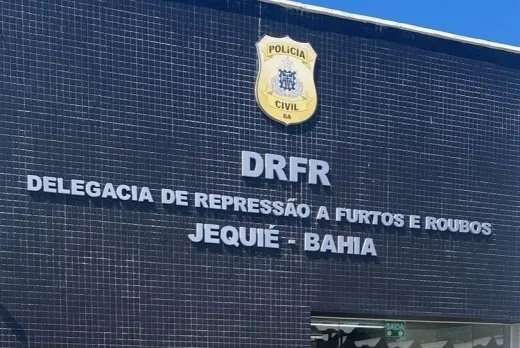 Polícia Civil cumpre mandado de busca e apreensão de adolescente