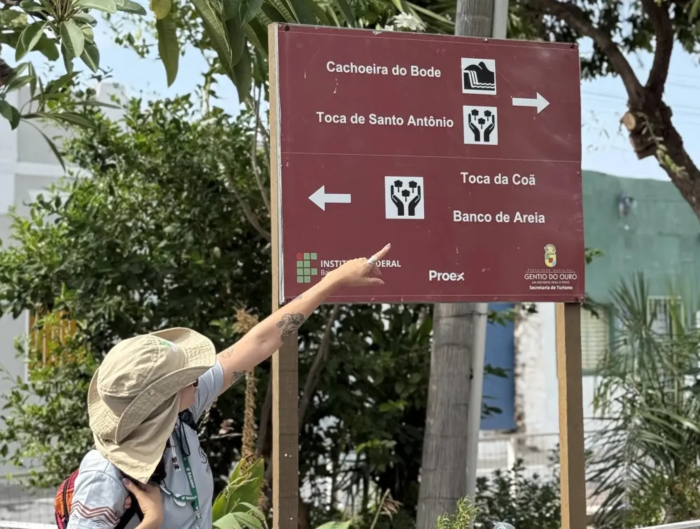 Projeto incentiva o ecoturismo sustentável com trilhas guiadas pela Chapada Velha