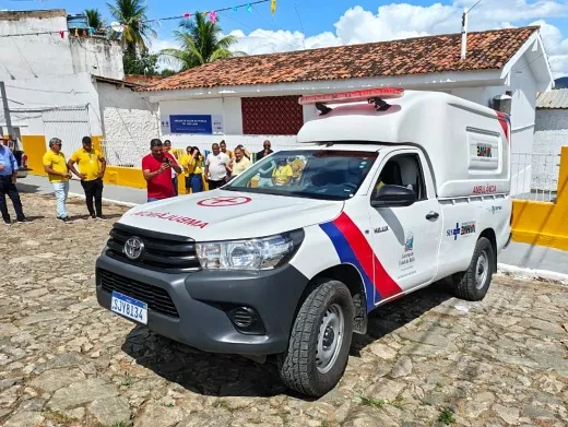 Prefeitura em Movimento realiza ações e entrega reforço na saúde em Palmares