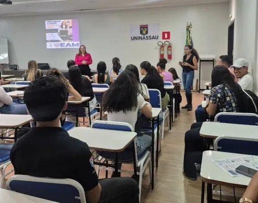 Polícia Civil participa de encontro com estudantes de Direito no município