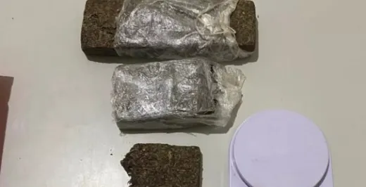 Policia Militar apreende drogas