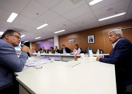 Durante reunião, Jerônimo Rodrigues reforça investimentos em saúde e áreas estratégicas