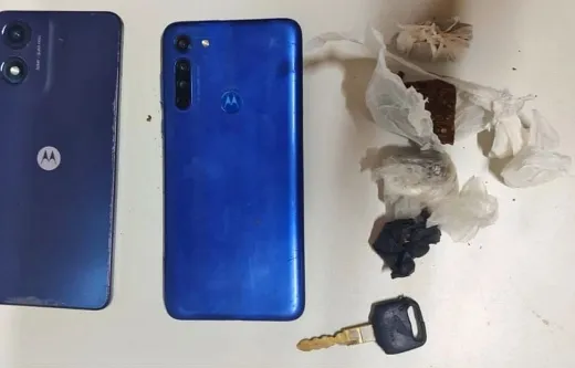 Dois suspeitos são detidos com drogas durante patrulhamento da PM