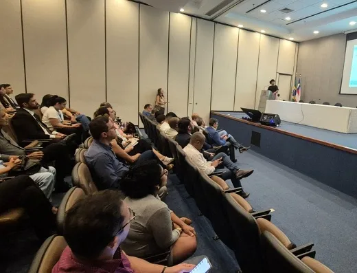 Encontro reúne pesquisadores e gestores públicos para fomentar transformação digital nos municípios
