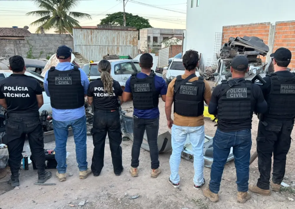Polícia Civil localiza desmanche clandestino e prende quatro pessoas
