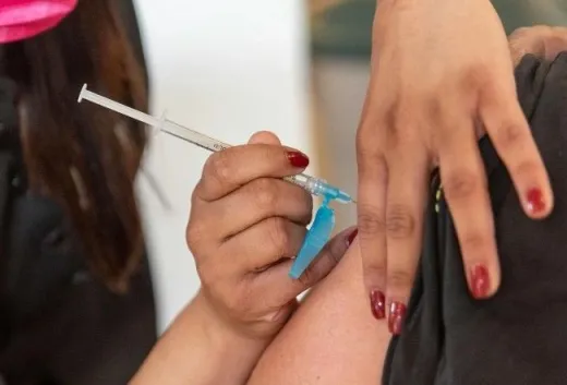 Vacinação contra a influenza é ampliada para toda a população