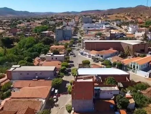 Prefeitura realizará leilão público de veículos, máquina e bens inservíveis em agosto