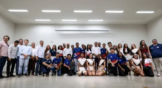 Novo colégio de tempo integral e obras viárias ampliam oportunidades e mobilidade