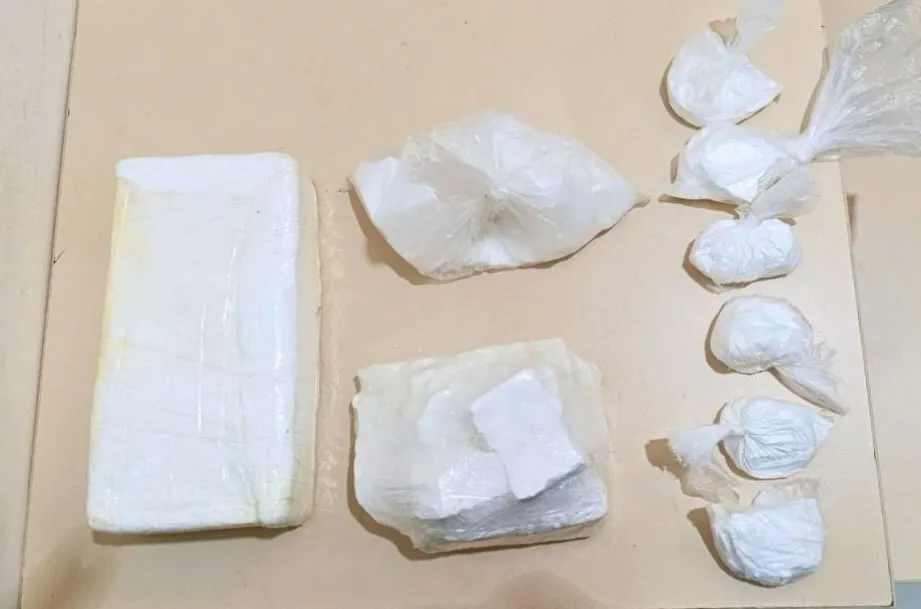 Casal é preso com quase 2 kg de substância análoga à cocaína