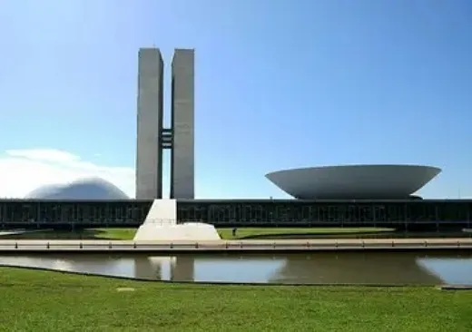 Janela partidária já registra ao menos 20 mudanças na Câmara