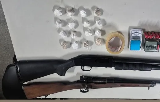 Apreensão de armas, munições e drogas 