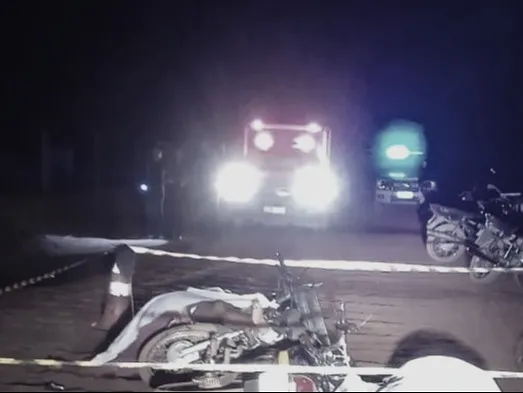 Acidente entre duas motocicletas deixa duas vítimas fatais