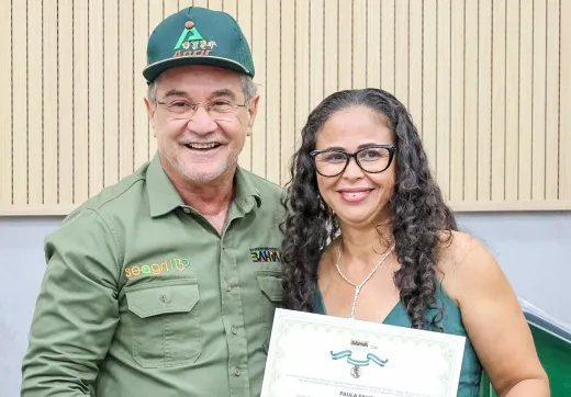 Seagri entrega Medalha de Mérito a agricultores e lideranças na abertura da Expoagri 