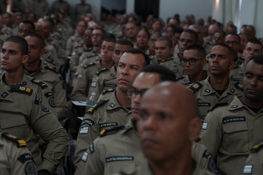 MPBA ministra palestra sobre atuação em grandes eventos na Academia de Polícia Militar da Bahia
