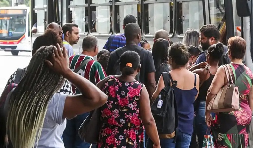 Taxa de desemprego atinge menor patamar desde 2012