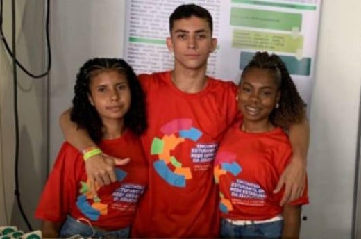 Candiba: estudantes usam vegetais da Caatinga para produzir creme dental orgânico