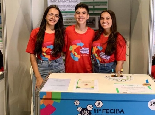 Candiba: estudantes utilizam plantas da Caatinga no combate ao Aedes Aegypti