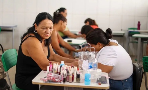 Prefeitura de Brumado amplia ações para mulheres com caravana Março Mulher