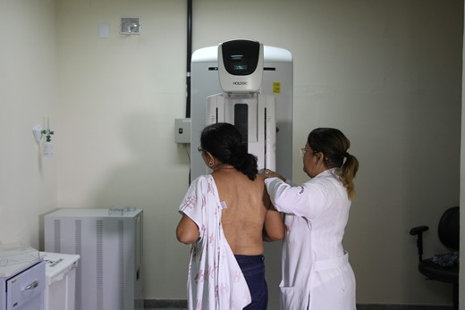 Governo do Estado abre Outubro Rosa com oferta de 40 mil mamografias