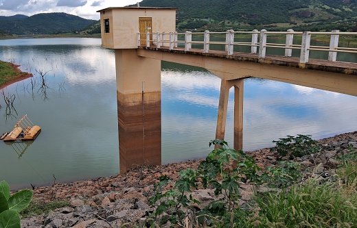 Guanambi: Vazamento na comporta da Barragem de Ceraíma deverá ser sanado