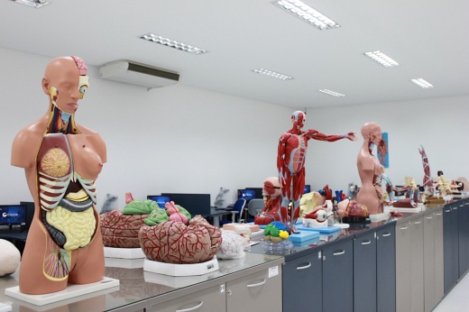 Ranking da Folha de São Paulo elege curso de Medicina da UniFG como o melhor do interior baiano entre as instituições privadas