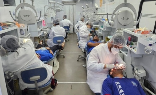 Odontomóvel inicia atendimento em Candiba, Guanambi e outros três municípios
