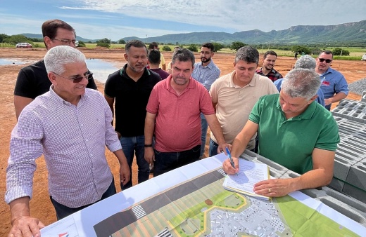 Guanambi: prefeito Nal Azevedo assina Ordem de Serviço para construção da Unidade Mista de Saúde do Distrito de Mutãs